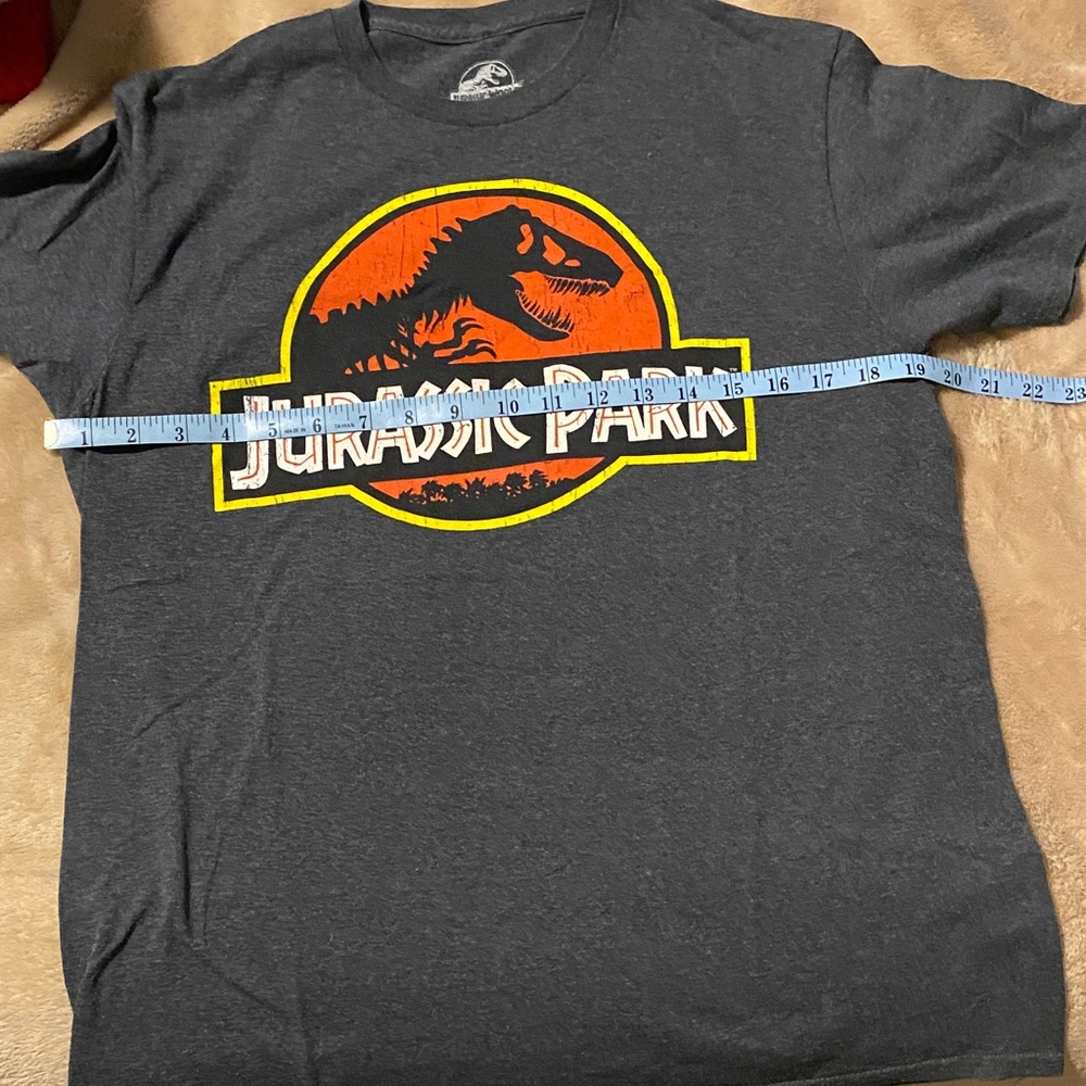 BOGO Jurassic World Jurassic Park Tee Shirt Sz M